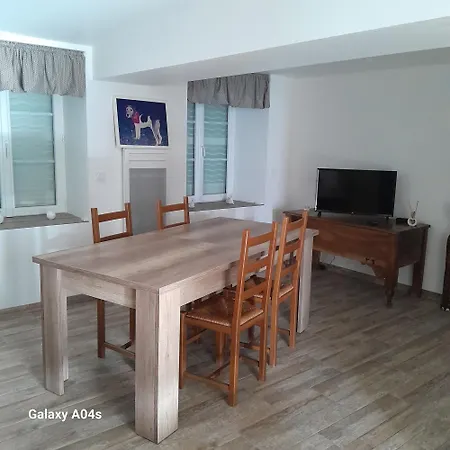 Logis Du Chene Ferre Nyaraló